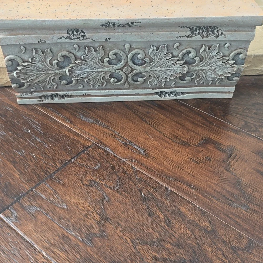Speckaled Wall Shelf
